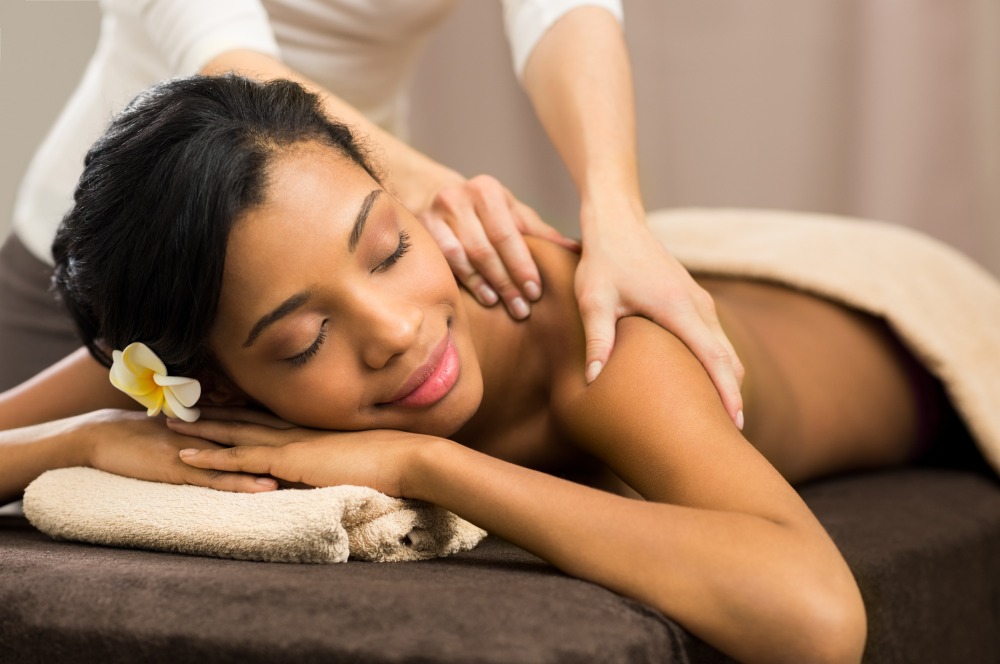 Shoulder Massage Therapy  Spa At The Montcalm Blog